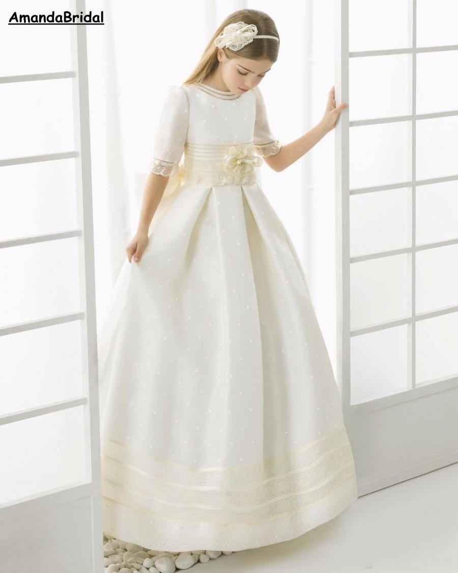 

Amandabridal 2021 First Communion Dresses For Girls Satin Lace Ball Gown Half Sleeve Flower Girl Dresses For Weddings Girls Pageant Dresses, Ivory