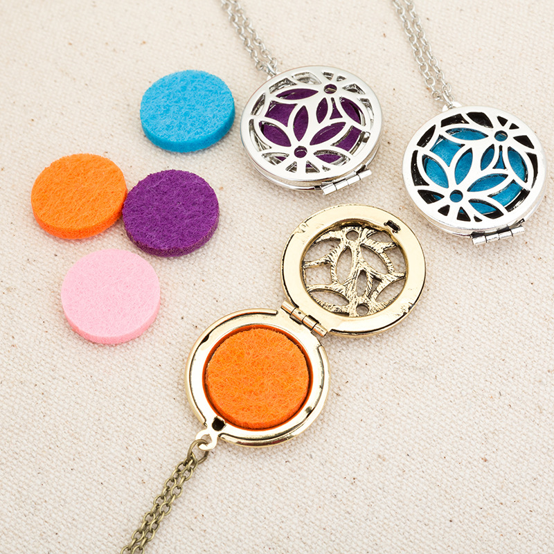 Fashion double lotus Pendant Essential Oil Diffuser Necklaces For Women Open Hollow perfume Locket Aromatherapy Jewelry Gift