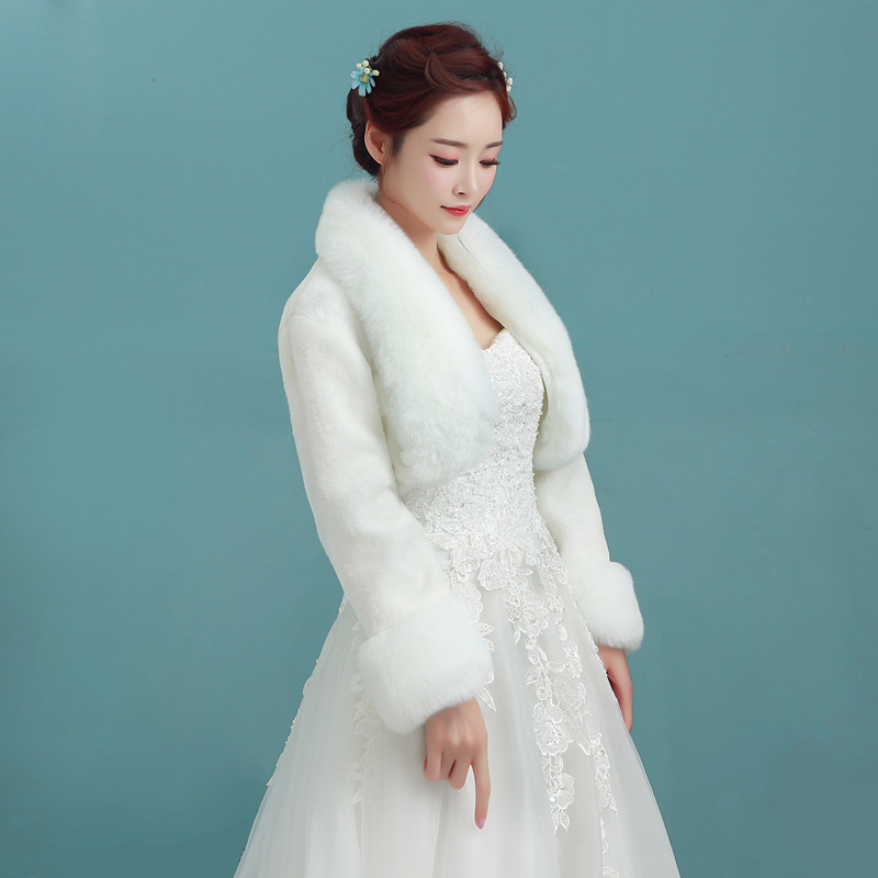 

2018 Hot Sale Ivory Color Sleeveless High Quality Faux Fur Boleros Coat Wedding Jacket Bridal Jackets Free Shipping, White