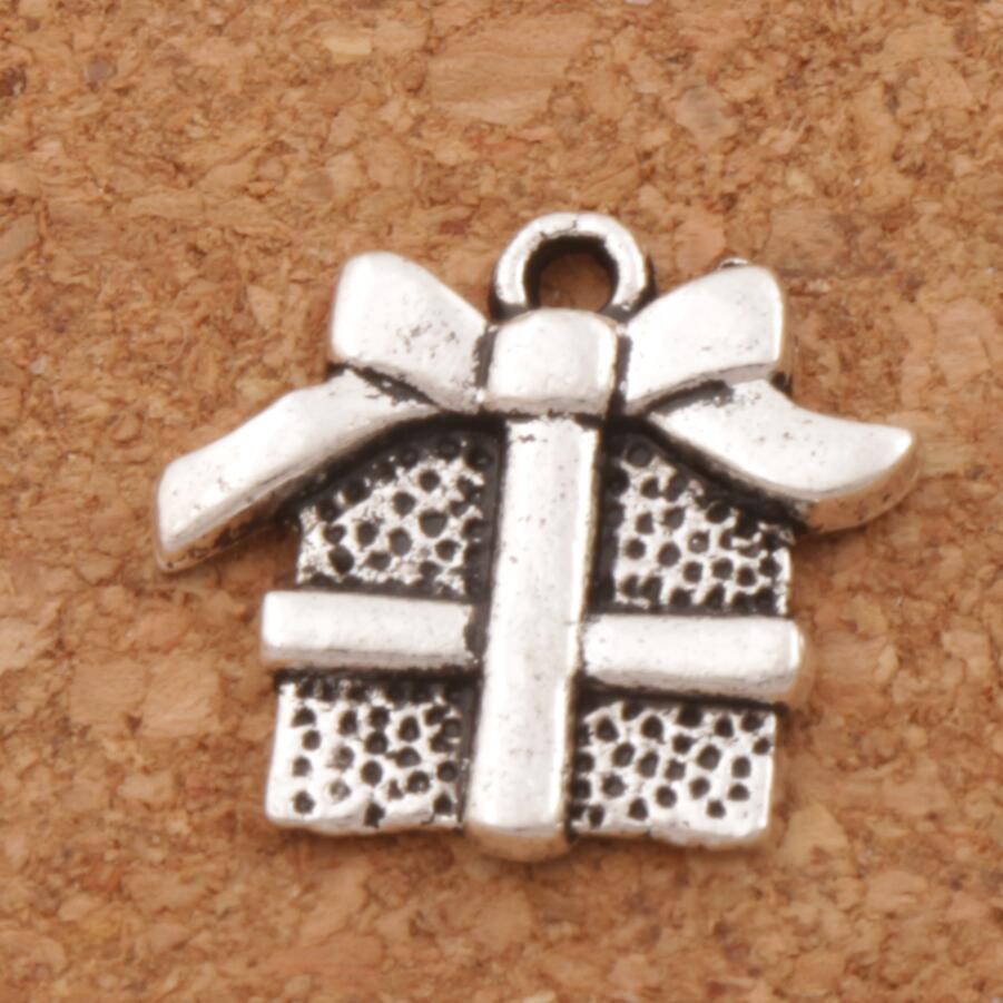 

Christmas Gift Box With Ribbon Bow Charm Beads 120pcs/lot Pendants Fashion Jewelry DIY Fit Bracelets Necklace Earrings L394