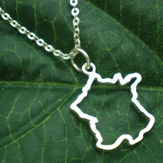 

10pcs France Country Map charm Pendant Necklace Hollow Outline European Pride French Geography Paris Map Necklaces jewelry, Silver