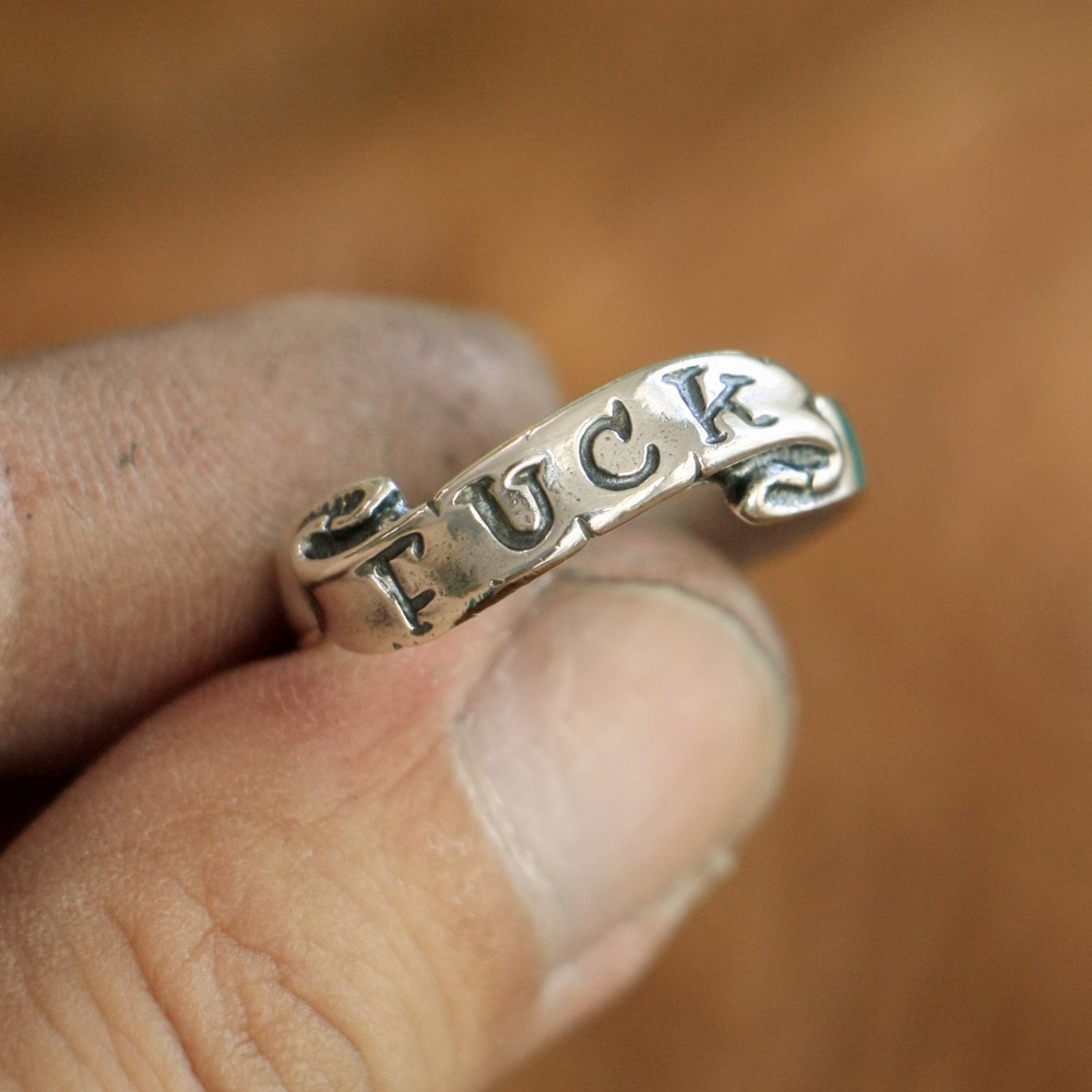 

LINSION 925 Sterling Silver Ribbon Fuuck Ring Mens Biker Ring TA106 US Size 7 to 15