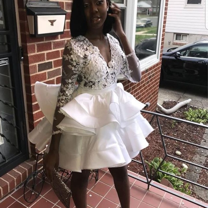 

Lovely Fashion Short Prom Dress V-Neck Lace Applique Long Sleeve Tiered Knee Length Cocktail Dress Charming Mini Homecoming Dress Party Gown, Green