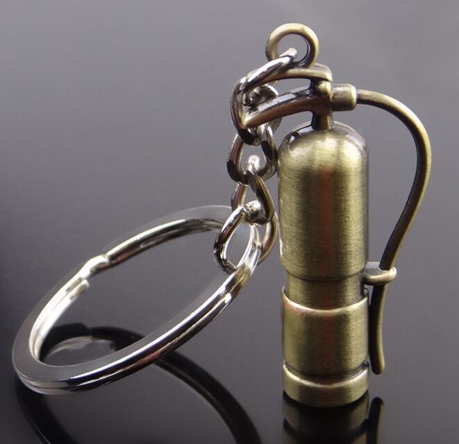 

New Creative 3D Fire Extinguisher Metal Keychain High Quality Exquisite Keyring Car Keyfobs Accessories Promotional Gift, Silver