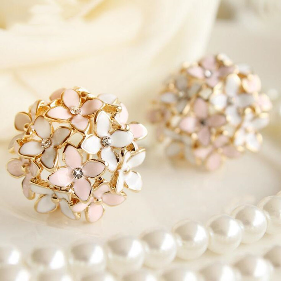 

Fashion female earrings female crystal flower clover earrings gold jewelry environmental protection hypoallergenic trend floral wholesale ea