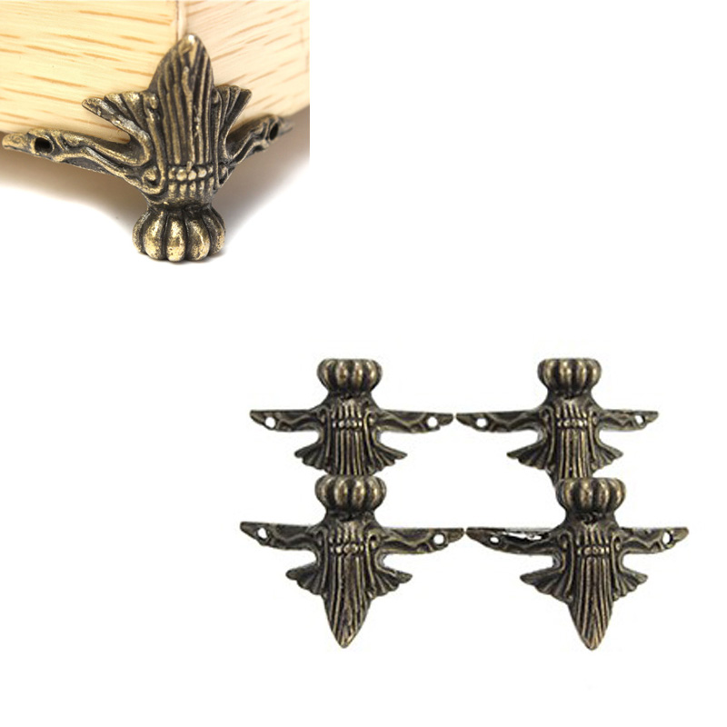 12Pcs Latón Antiguo Decorativo Joyería Regalo Protector de esquina de caja de madera y tornillos