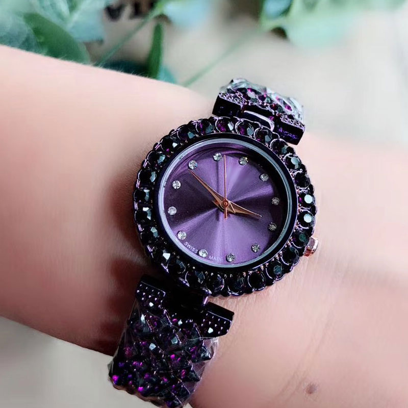 Montres de luxe occasionnels Montres Diamant Montre-bracelet Cadran Dress En Acier Inoxydable Robe Quartz Watch pour Femmes Femmes Filles Day Mèr