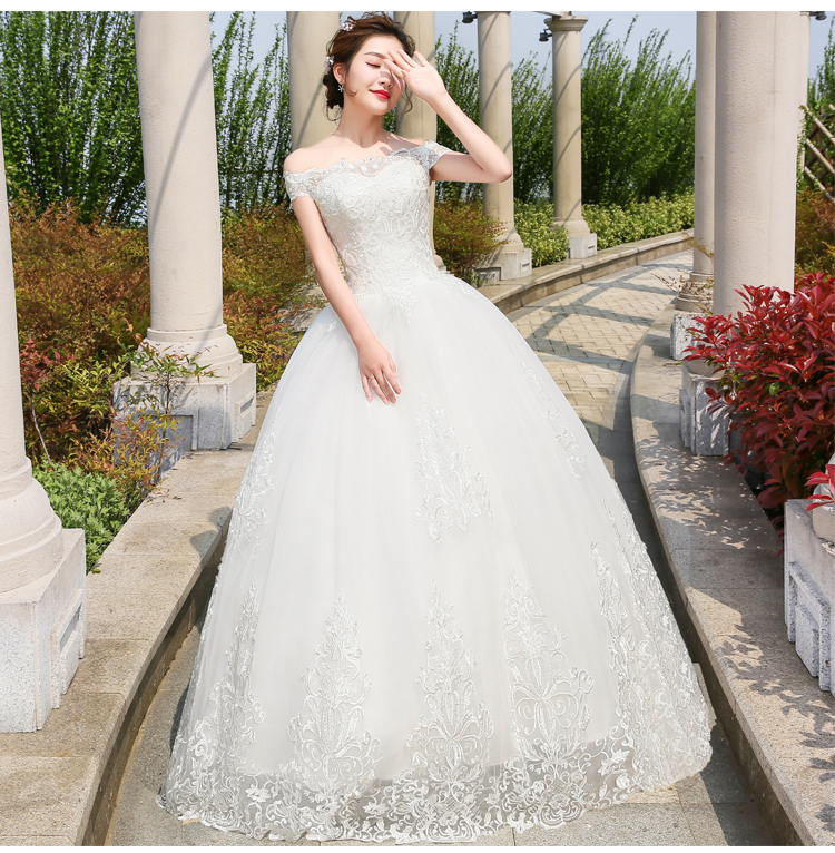 

100% Real Photo Hot New Arrive Wedding Dress 2018 Bride Elelgant Short Sleeve Sweet Boat Neck Classic Lace Embroidery Princess, White