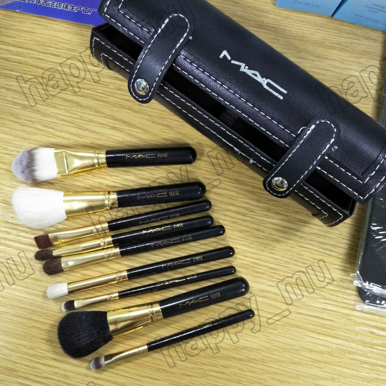 

9 Pcs Makeup Brushes Set Kit Travel Beauty Professional Wood Handle Foundation Lips Cosmetics Makeup Brush with Holder Cup Case