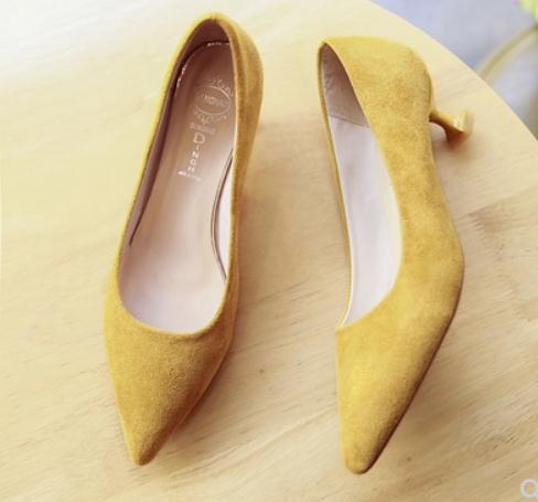 

Free send 2018 spring and Autumn new style Middle heel pointed end Fine heel Women's shoes, Beige