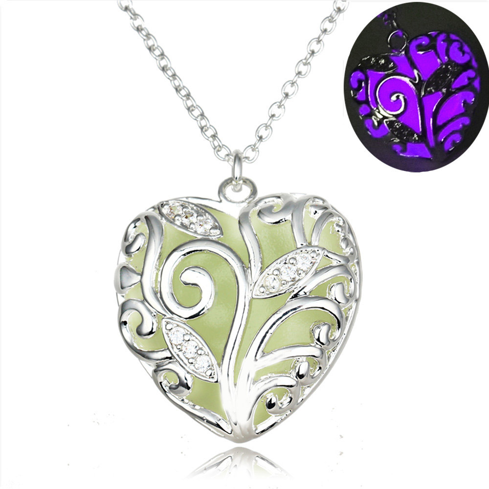 

Glow In The Dark Heart shaped pendant necklaces Hollow flower Luminous Love Lockets charm chain For women Girl Jewelry Gift, Silver