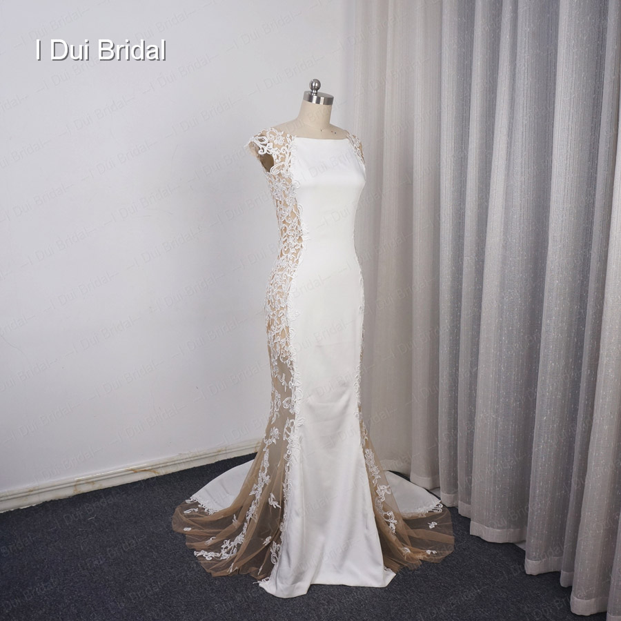 Ivory with champagne side
