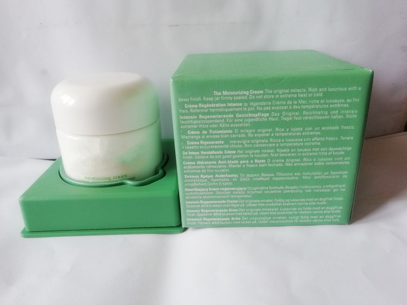 

02 New The Moisturizing Soft Cream & The Moisturizing cream 30ML free shopping, White