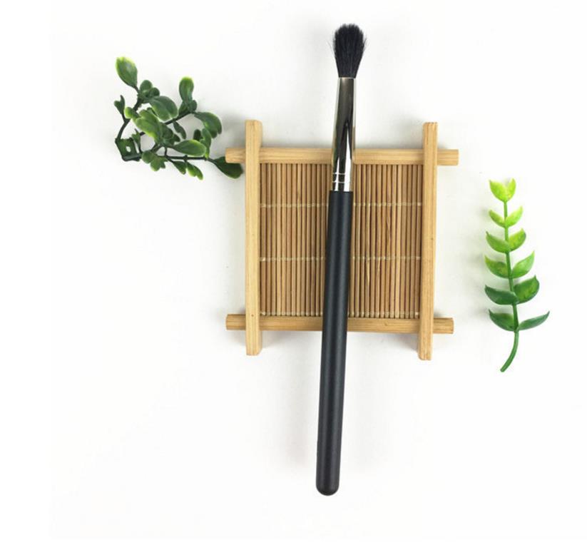 

Top Quality M 224# Eyeshadow Makeup Brush Cosmetics Contour Highlight Brushes