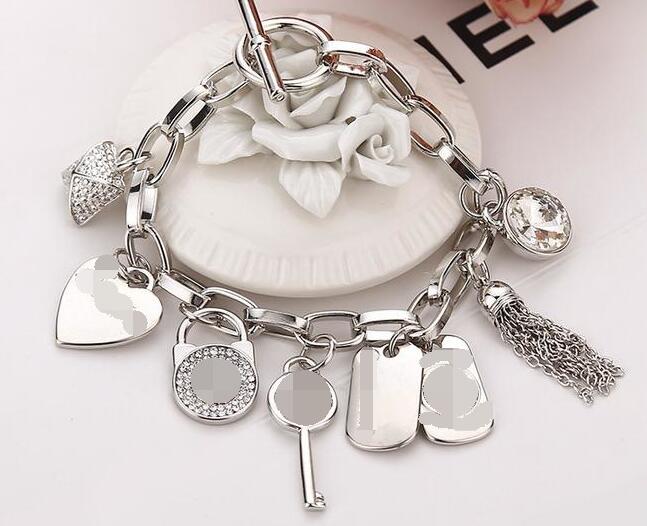 

Alloy Key Bracelets With Love Heart Gem Crystal Gold Plated Pendants Tassel Charm Bracelets Bangle Jewelry For Men Women Gift Accessories