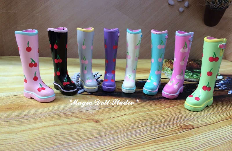 

MG565]2018 Blythe Doll Shoes # Hand Paint Cherry Raining Boots fit for Blythe Azone Licca Doll Shoes for retail
