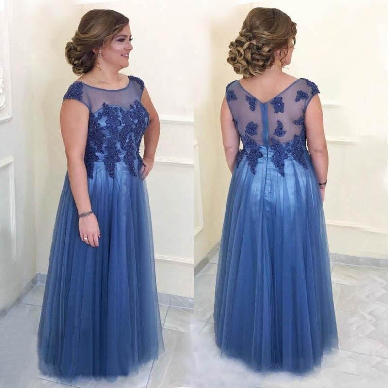 

2018 Blue Pus Size Mother Of Bride Dresses Sheer Neck Tulle Lace Applique Beaded Backless Sweep Train Prom Party Evening Wedding Guest Gowns