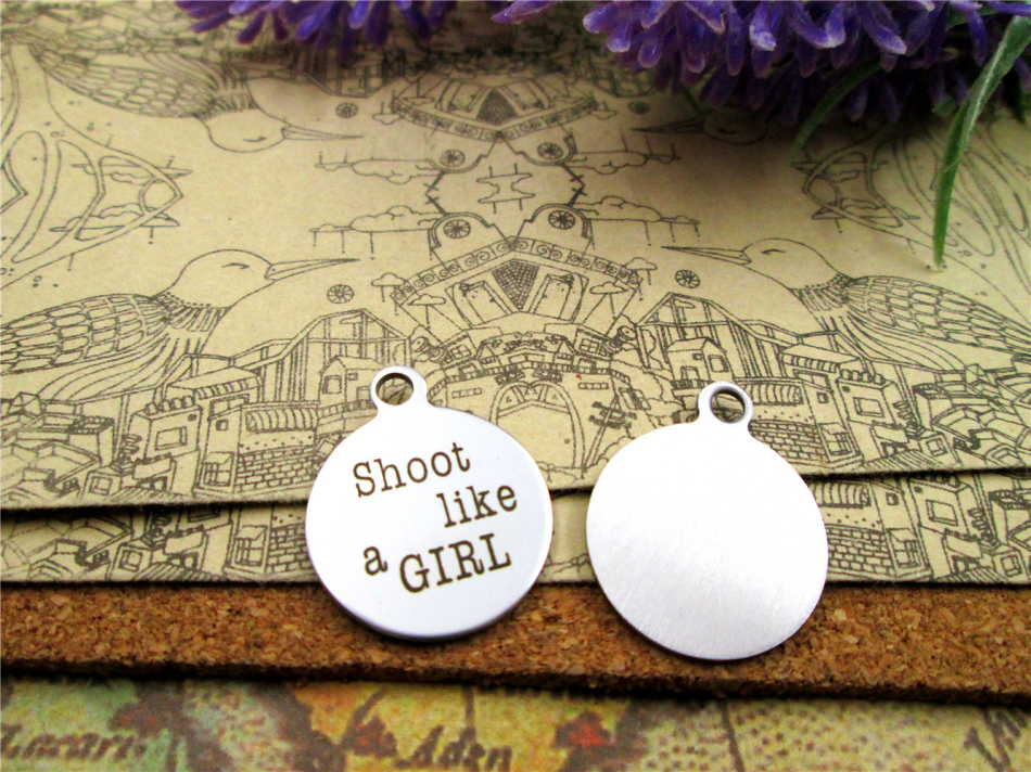 Breloques «shoot like a girl», en acier inoxydable, plus de style pour choisir des pendentifs pour collier, 40 pièces