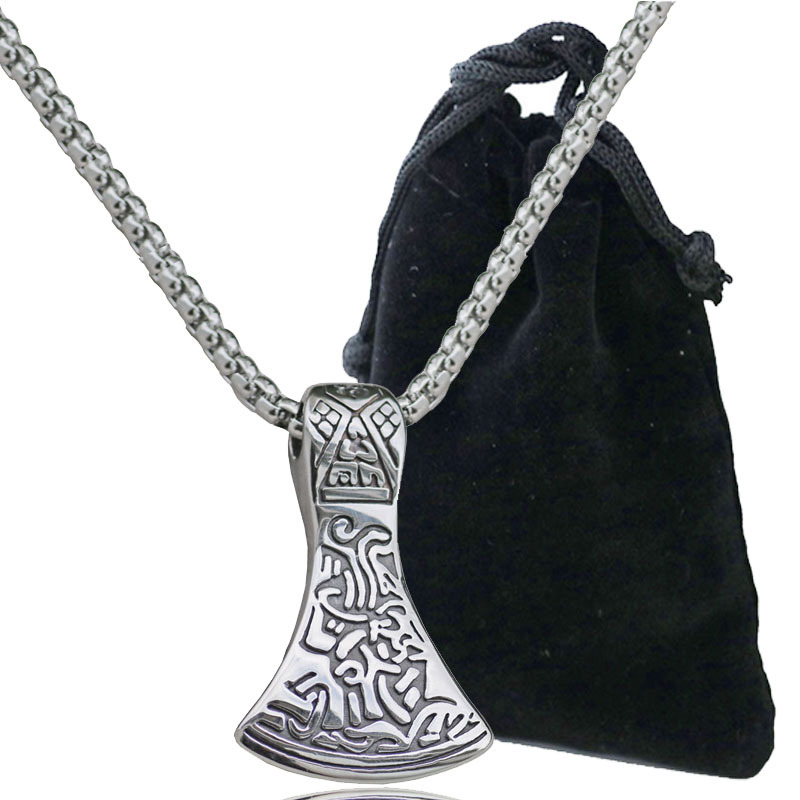 

Spot wholesale fashion simple domineering stainless steel axe pendant men's stainless steel pendant necklace