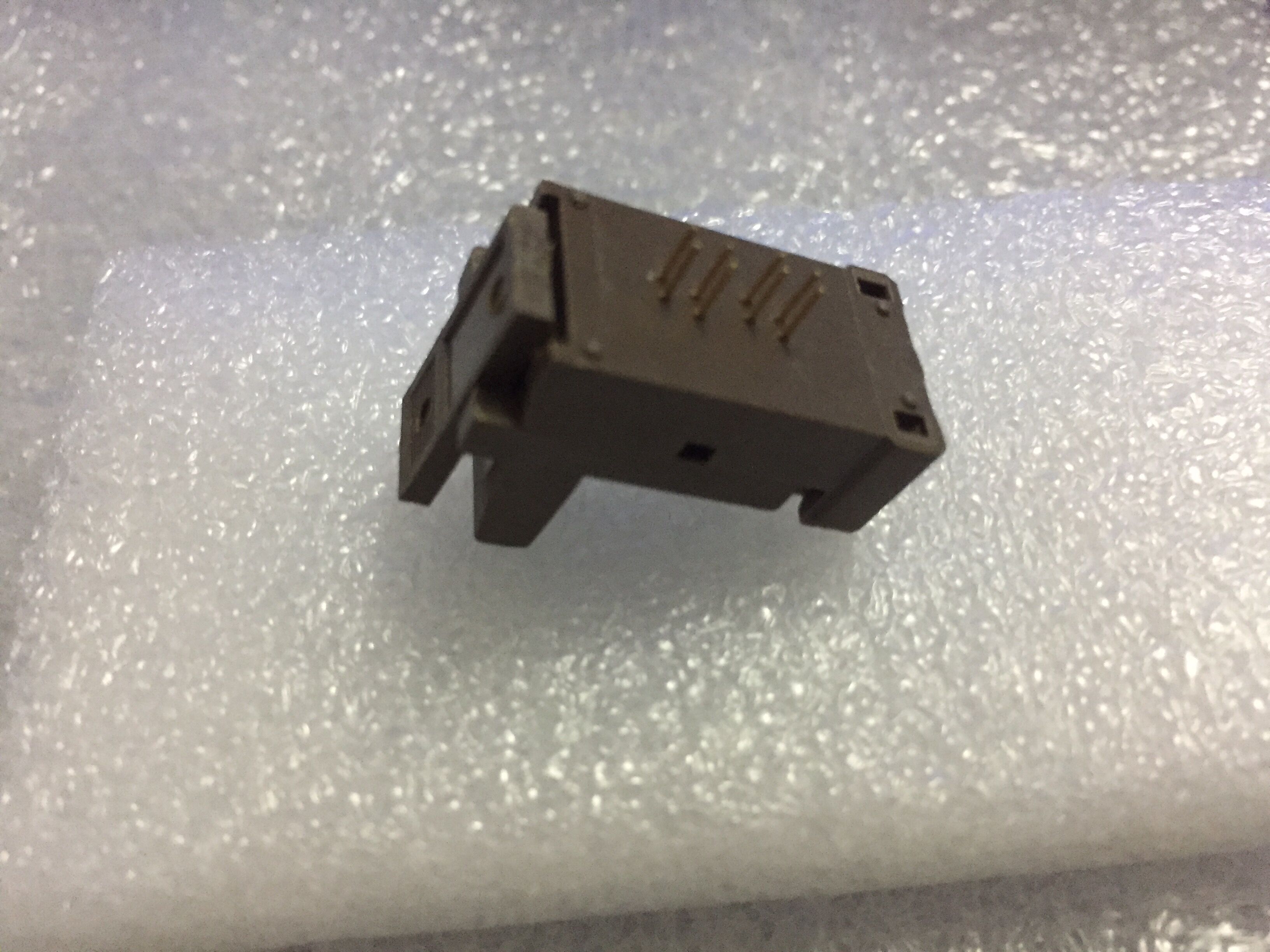 

QFN8 Test socket DFN8 0.65mm pitch 3X3mm burn in socket