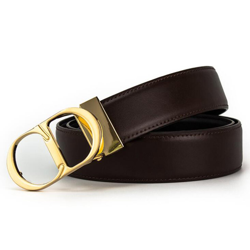 Noir à partir de la ceinture Noir à partir de la ceinture