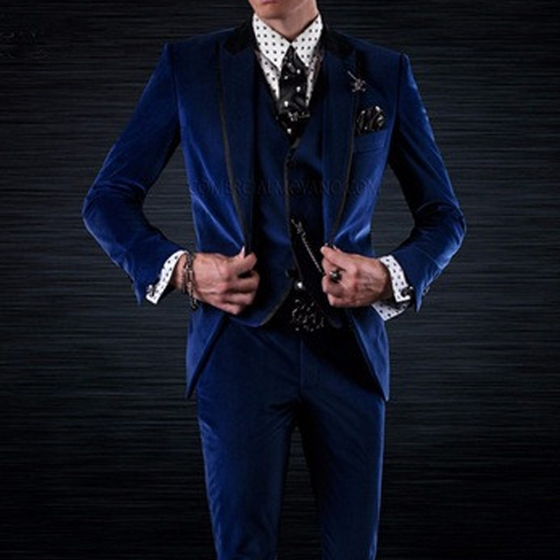 Royal Blue Velvet Groom Tuxedos for Wedding Wear Three Piece Jacket Pants Vest Black Peaked Lapel Custom Made Party Men Suits
