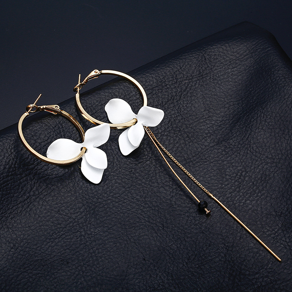 

HOT NEW 2018 romantic colorful Flowers sexy asymmetry long chain tassel fashion gold color Hoop Earring Women Jewelry