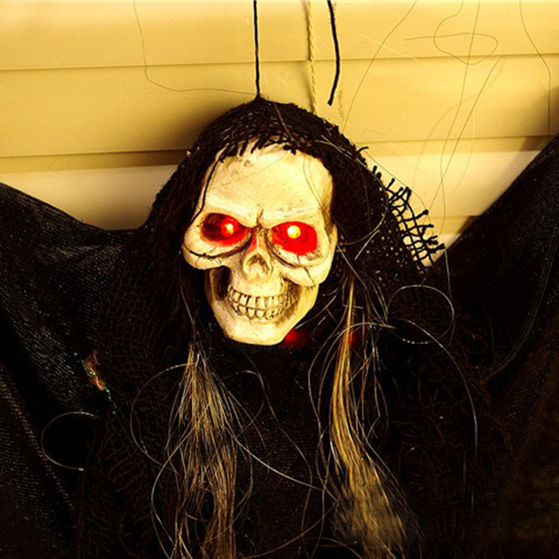 Download 5400 Koleksi Gambar Hantu Mata Merah Paling Baru Gratis