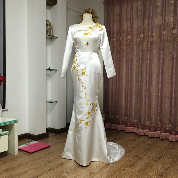

2018 elegant white and Gold mermaid prom Gowns applique Dubai Evening Dress High Neck prom dress long Muslim Prom Formal Gowns floor length, Grape
