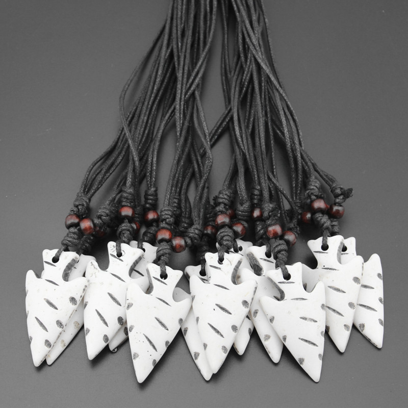 

Fashion Wholesale 12PCS/LOT Imitation Yak Bone Carved New Zealand Maori Tribal Spear Head Necklace Arrowhead Spearhead Pendant Choker MN532, Silver