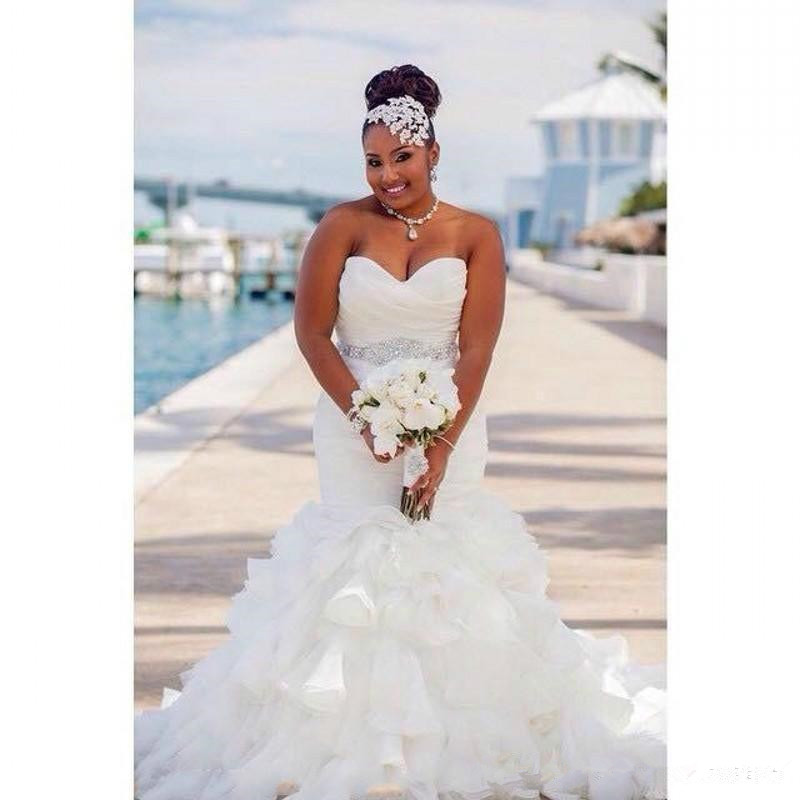 À volants Organza Robes De Mariée De Plage Plus La Taille Vente Chaude De Nouvelles Perles Sash Sweetheart Afrique Sirène Robes De Mariée Robe De