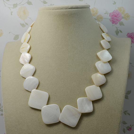 

White Color Squartz Natural Shell Necklace Fashion Lady's Wedding Party Jewelry,Woman Gift Necklace New Free Shipping