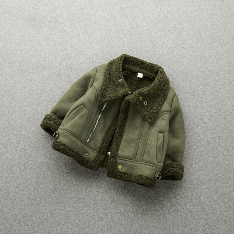 Manteau de bébé enfant en bas âge à l'hiver des garçons et des filles avec du velours avec une veste de coton épaisse au printemps et à l'automne