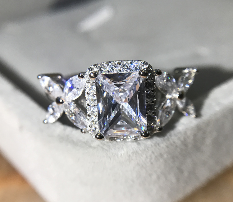 

choucong Fashion Flower Jewelry 925 sterling Silver ring 2ct Dianond Wedding Band Ring For Women accessarie