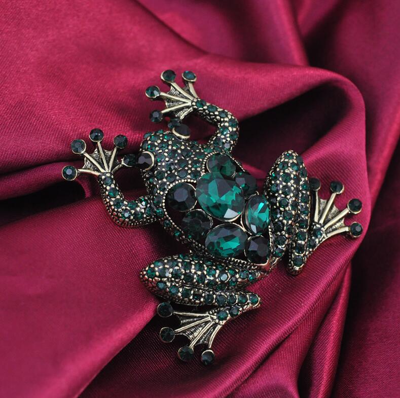 Wholesale- 2018 new design fashion european style gold plated frog brooch elegant crystal full rhinestone animal brooches for womenZ001
