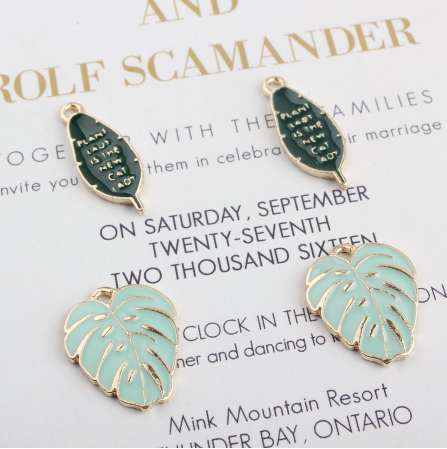 

10pcs cute green leaf enamel Charms For earring drop oil drop animal tag for bracelet Jewelry DIY Accessories Pendant