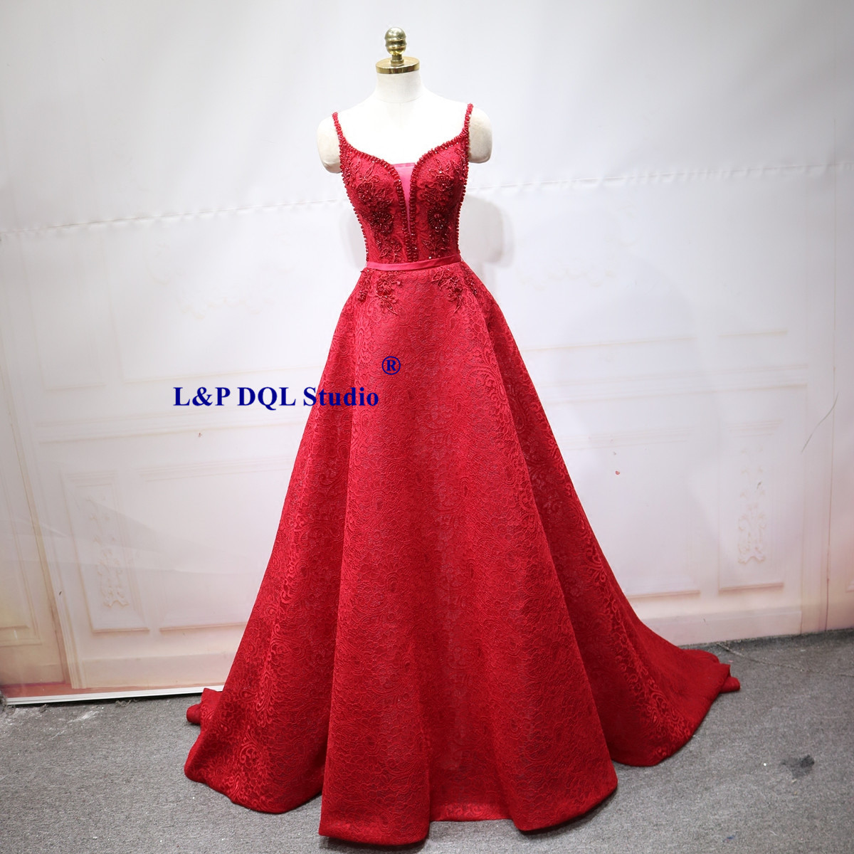 

Stunning Lace Prom Dress High Quality Lace with Beading Evening Dresses Black,Dark Red Redcarpet Dresses