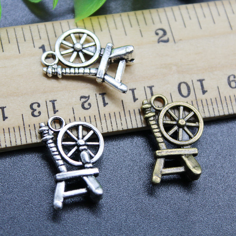 

100pcs Lot Water Wheel Alloy Charms Pendant Jewelry Making DIY Retro Ancient Silver Pendant For Bracelet Necklace Keychain 18x12mm