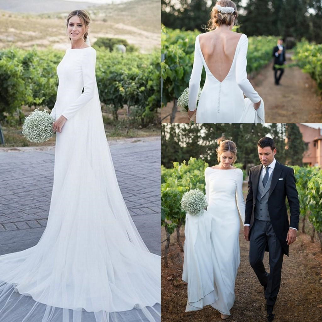 Satin Wedding Dresses Long Sleeves Sexy Backless Sweep Train Country Wedding Gowns Bateau Neck Spring Country Bridal Dress Plus Size