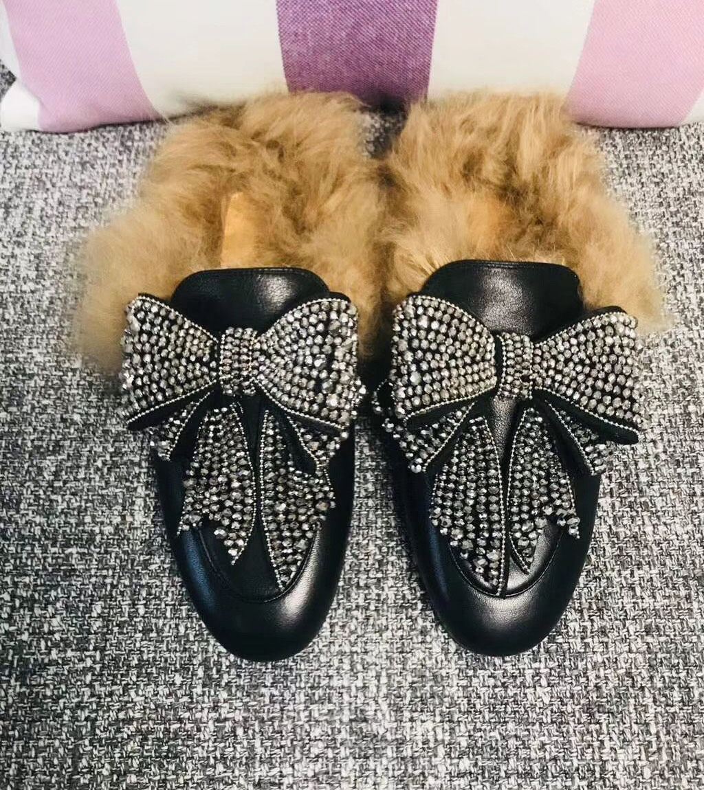 

2022 bursts Sandals slipper wool diamond drill water stained cowhide. Super large butterfly stitched stitch Black Size 35-41