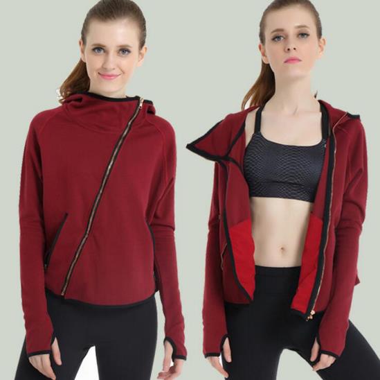 

2016 Spring New Arrival Sports Jacket With Cape For Women Outdoor Hooded Thin Windbreaker Trench Coat Design Zipper, Red