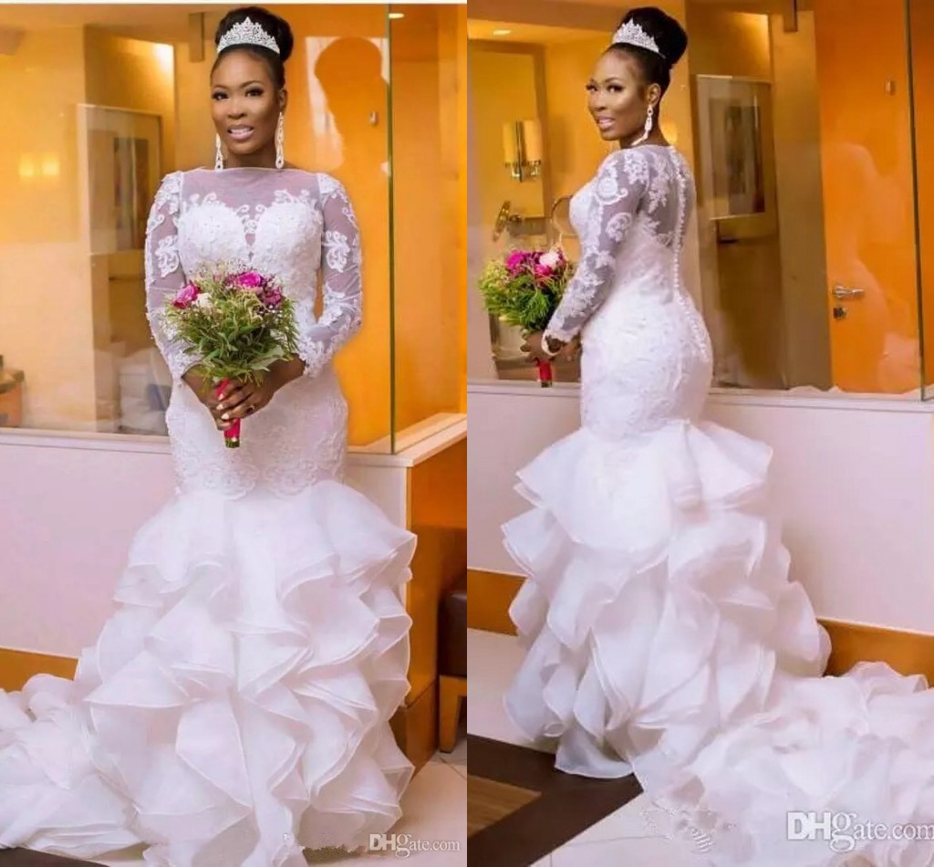 Robes de mariée à manches longues à manches longues robes de dentelle perlée Volants organza Jupe à niveau treillis Mermaid 2021 Robe de mariée a