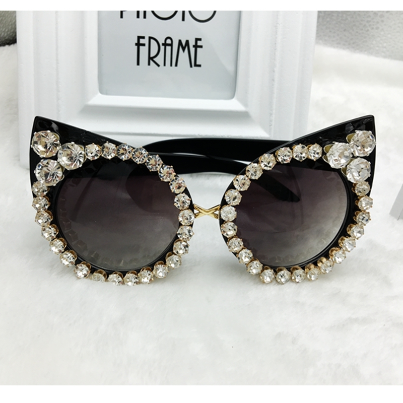 

Women Sunglasses Rhinestone Sexy Cat Eyes Sunglasses Vintage Shades Eyewear gafas de sol