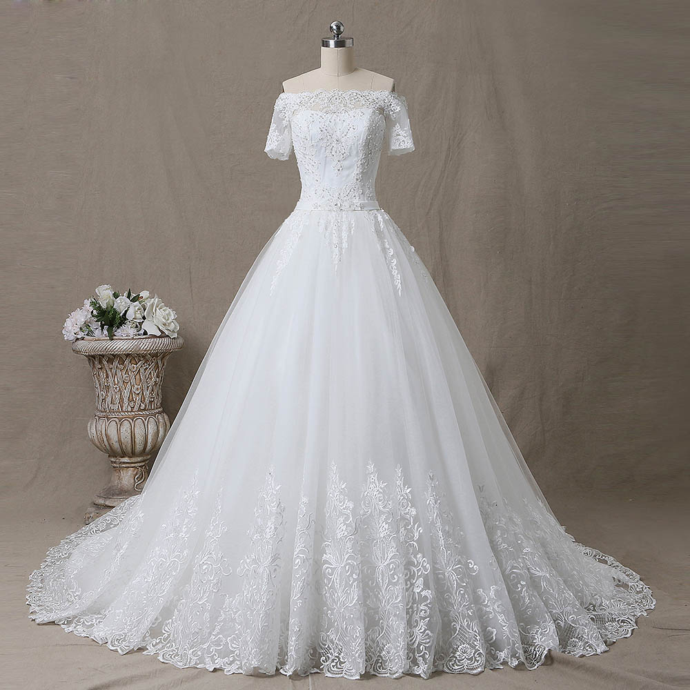 

Romantic Lace Ball Gown Wedding Dress Court Train Off the Shoulder Short Sleeves Lace-up Back Applique with Sequins Beads Bridal Gowns, White