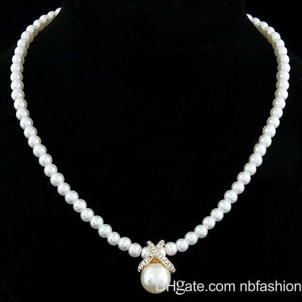 

Fashion Temperament Size Pearl Necklace Trend High Archives Clavicle Chain Personality Ornaments