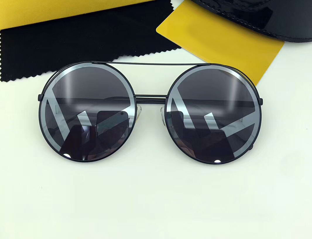 

RUN AWAY 0285/S black/grey Round Sunglasses 0285 Fashion sunglasses Eyewear Driving Glasses Summer New in box