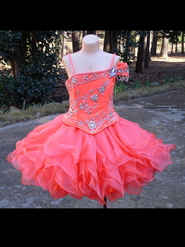

Cute Coral Unique Neck Girls Pageant Dresses Infant With Sleeves Ruffled Organza Ball Gowns Party Prom Formal Dress For Girls Kids Beaded, Brown