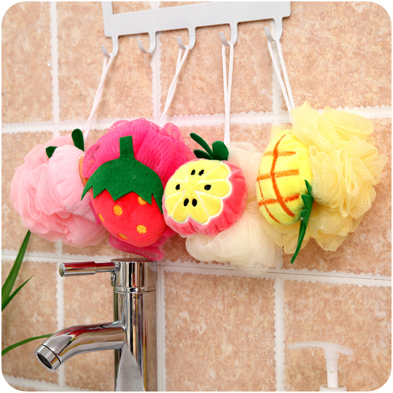 

Wholesale-6Pc New Soft Cotton Creative Carrot Kawaii Cartoon Fruits Bath Sponge Cute Strawberry Kids Bath Ball Brushes Scrubbers F4802(6