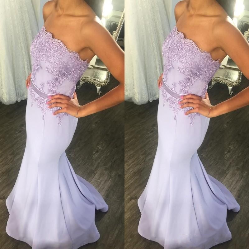

Bridesmaid Dresses 2018 Cheap Long For Weddings Strapless Mermaid Lace Appliques Button Back Plus Size Wedding Guest Maid of Honor Gowns