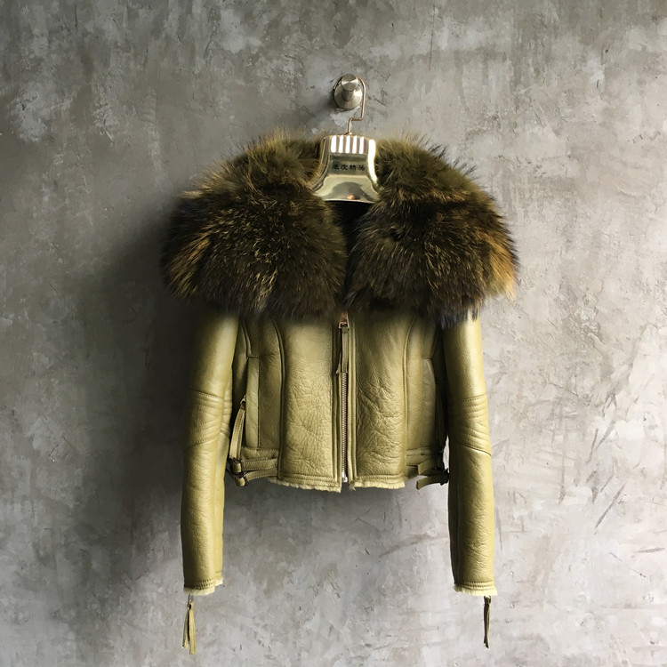 Luxury Natural Merino Sheepskin Leather Fur Shearling Coat Genuine Fur Jacket Women's Clothing With Big Raccoon collar